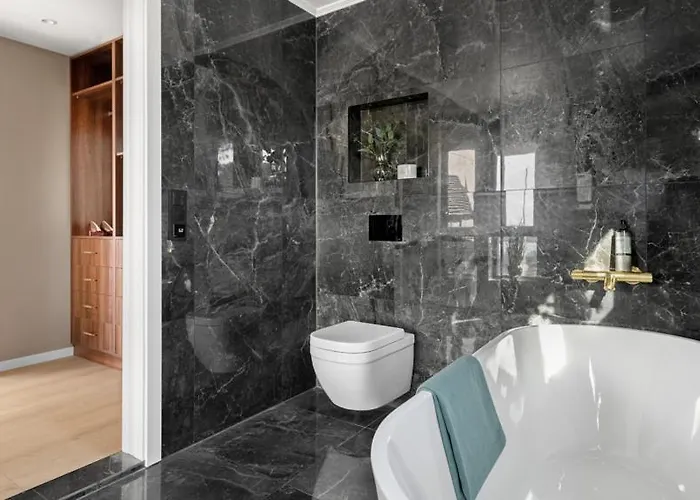 Moderne Nydelig Med Panorama Utsikt Villaer