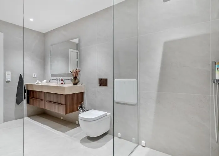 Moderne Nydelig Med Panorama Utsikt Villaer