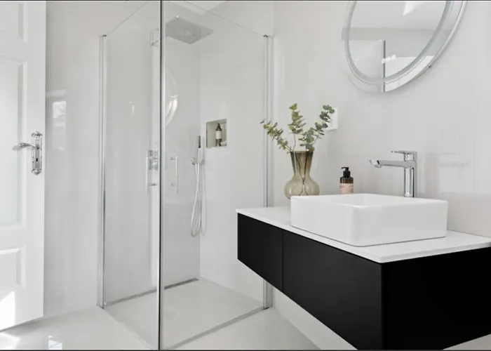 Moderne Nydelig Med Panorama Utsikt